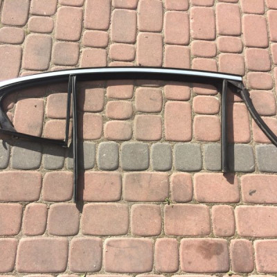 Uszczelka listwa zgarniacz chrom Opel Insignia HB