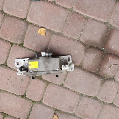 Zawias zawiasy maski pirotechniczny bmw f10 f11