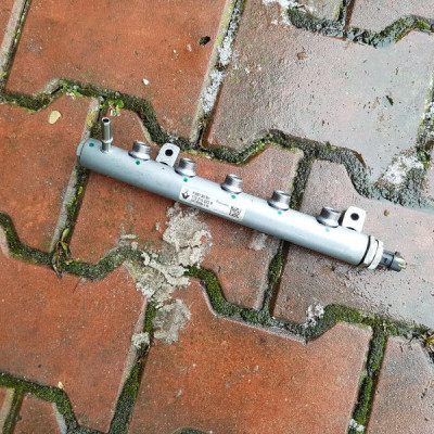 Listwa 8201323501 R9M D450 Vivaro Trafic III 3