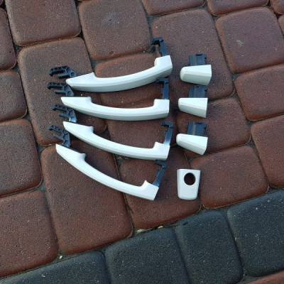 Klamka Opel Astra J IV Insignia Zafira C Z40r