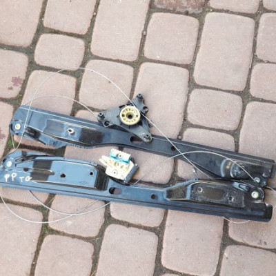 Podnośnik szyby prawy przód Volkswagen Tiguan