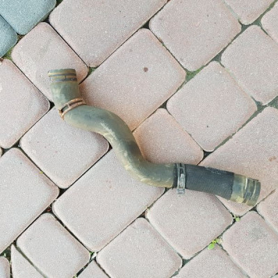 Przewód wąz rura wody Opel Zafira C 13251433