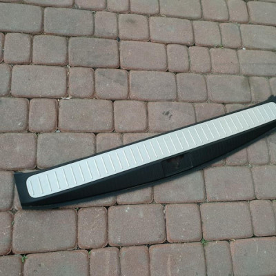 Obudowa plastik pasa tył Opel Zafira C 13289563