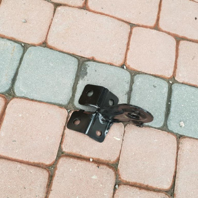 Uchwyt kanapy tył Opel Insignia B 2017r 13516115