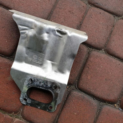 Osłona termiczna 1.4T Opel Astra K 5 IV 12673926