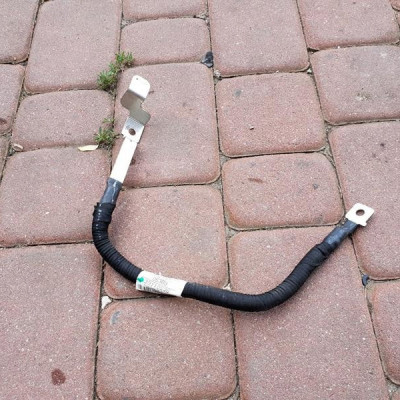 Klema minusowa Opel Insignia B 39110536