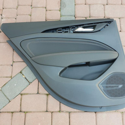 Boczek tapicerka drzwi skóra Opel Insignia B 17r