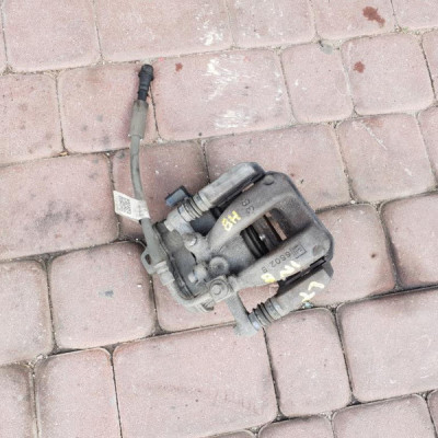 Zacisk tył tylny lewy Opel Insignia B 84199608