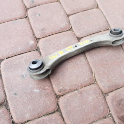 Wahacz tył tylny zawieszenie Opel Insignia B 2017r