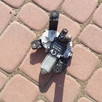 Silniczek mechanizm wycieraczek kombi Astra J IV 4