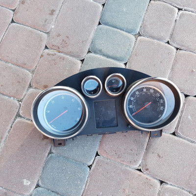 Licznik Zegary Opel Astra IV 1.7 CDTI 13433781