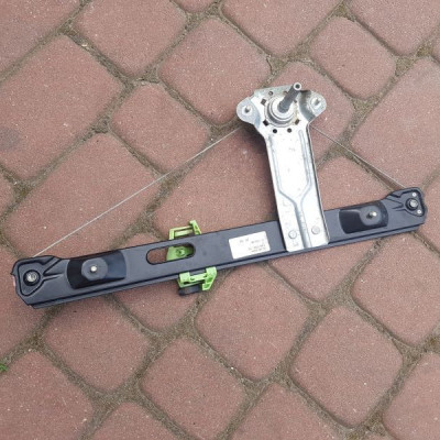 Podnośnik szyby lewy tył BMW E87 7067799-10