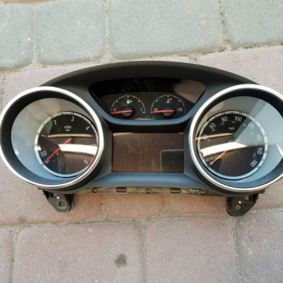 Licznik wyświetlacz 17r Opel Insignia B 39113829