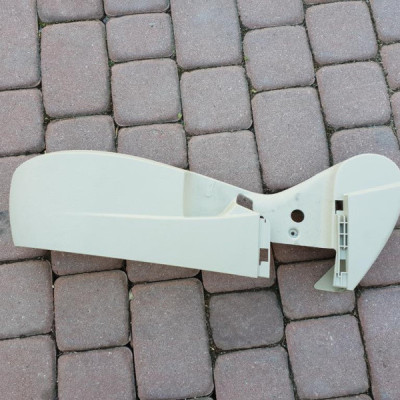 Obudowa fotela Opel Insignia 13325192 kremowa