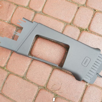 Obudowa osłona słupka lewa Opel Insignia 22782515