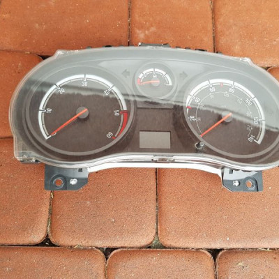 Licznik zegar Opel Corsa D P0013285366