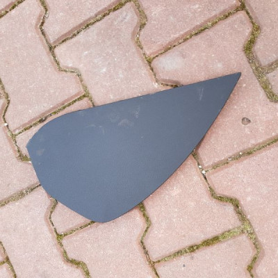 Osłona zaślepka deski prawa Passat B8 3G0858248C