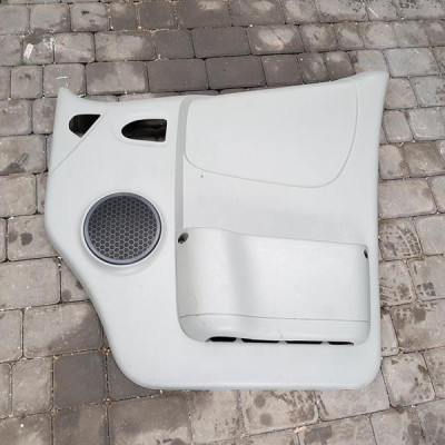 Boczek tapicerka drzwi EU VIVARO TRAFIC 7700313075