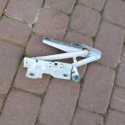 Zawias maski lewy Opel Insignia Z40r 12841600