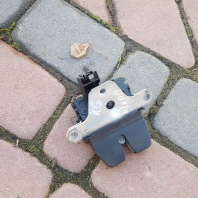 Zamek tył tylny klapy bagaznika FORD KUGA MK1