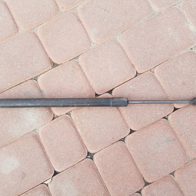 Teleskop siłownik maski Opel Insignia HB 13246577