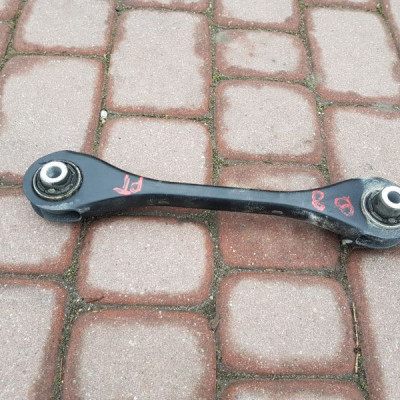 Wahacz prawy tył Passat B8 2017r 5Q0501529C