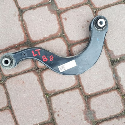 Wahacz lewy tył Passat B8 2017r 5Q0505323D