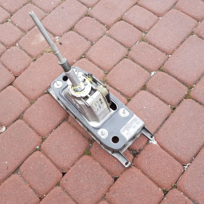 Wybierak lewarek zmiany biegów Audi S3 1K0711061B