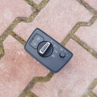 Włącznik przełącznik świateł Passat B8 3G0941633