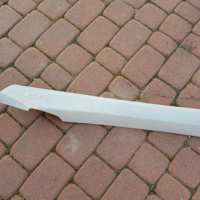 Obudowa słupka lewa Opel Meriva A 93363690