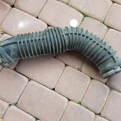 Przewód rura wąż powietrza MOVANO MASTER 2014r