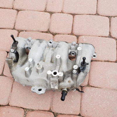 Kolektor ssący 2.0T OPC Opel Astra J IV 12647274