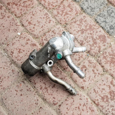 Termostat obudowa OPC Opel Astra J IV 12599085