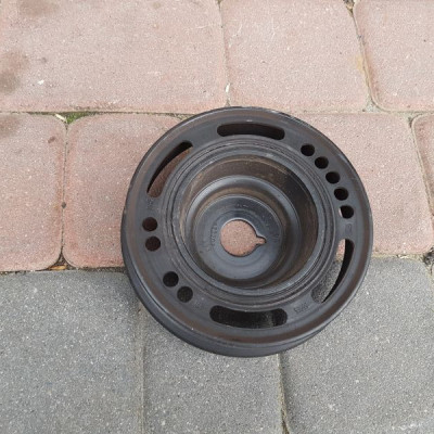 Koło pasowe A16XER Opel Astra J IV 55565300