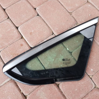 Szyba szybka przód Opel Astra J IV 4 GTC 3D 2013r