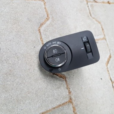 Przełącznik świateł OPEL ZAFIRA C ASTRA J 2093074