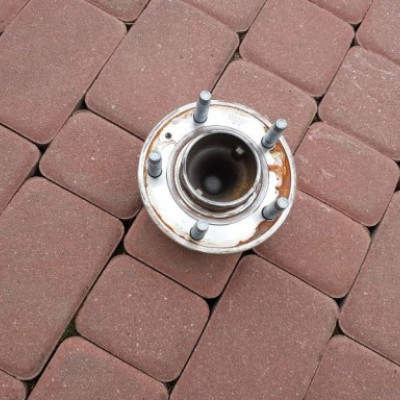 Piasta łożysko tył Opel Zafira C Astra J 13591999