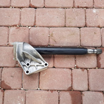 Półoś półóśka 170KM Opel Insignia 13422861 AA6H