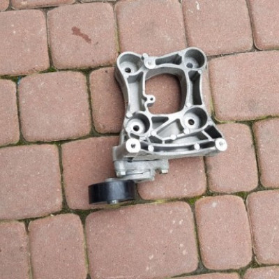 Podstawa sprężarki 170KM Opel Insignia 55588573