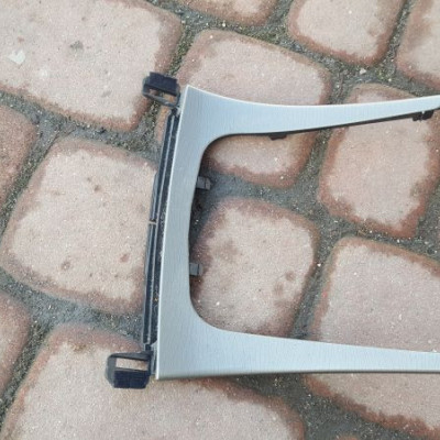 TUNEL LISTWA OZDOBNA KONSOLI INSIGNIA 13245741