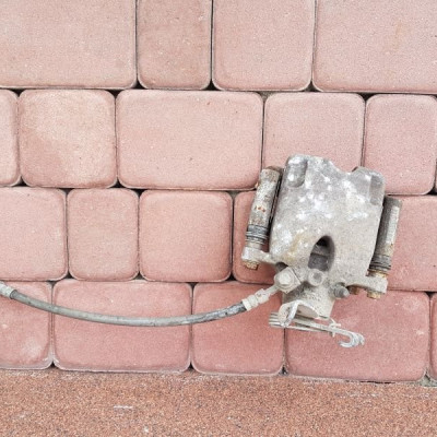 Zacisk tył tylny Opel Insignia 13346997