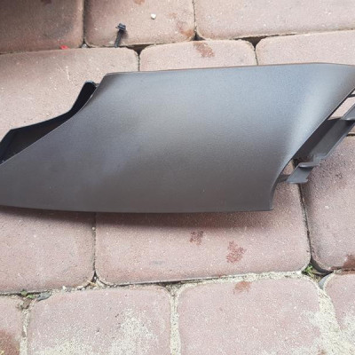 Obudowa osłona słupka brazowa Astra J IV 13259130