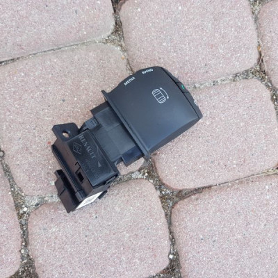 Przełącznik radia Movano Master III 255522540R