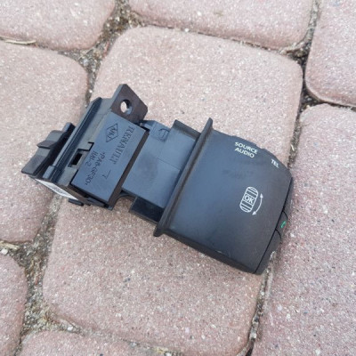 Przełącznik radia Movano Master III 255529492R