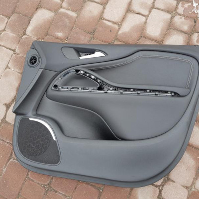 Boczek przód przedni skóra prawy Opel Zafira C 80