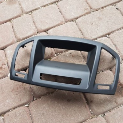 Obudowa wyświetlacza NAVI Opel Insignia 22805905