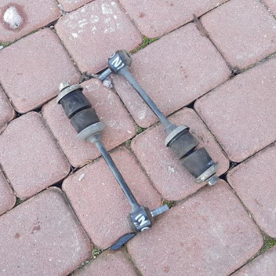 Wahacz tył tylny 4x4 Cross Country Opel Insignia