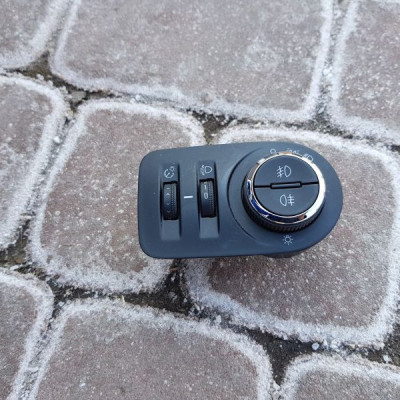 Włącznik sterownik świateł Opel Insignia 13294819