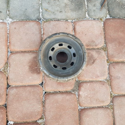 Poduszka amortyzatora Vivaro Trafic 8200904007