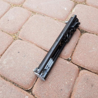 Mocowanie suwak pasa Mercedes W212 A2188600088